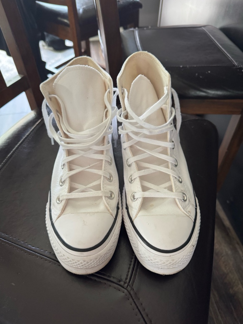 Converse All star lift platform High-Top Canvas Sneakers in White woman’s size 9